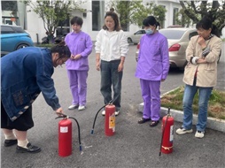 華遠康養(yǎng)筑牢安全防線，全面開展消防安全大檢查